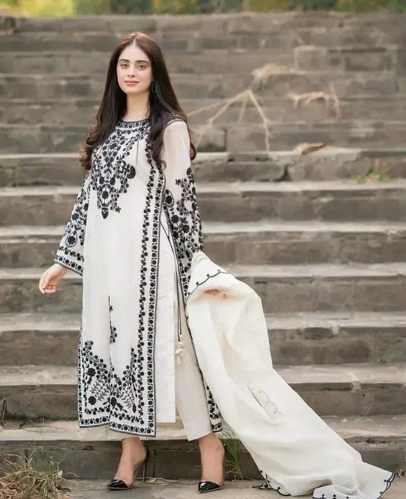 Lawn 3-Piece Embroidered Suit - Zeenn