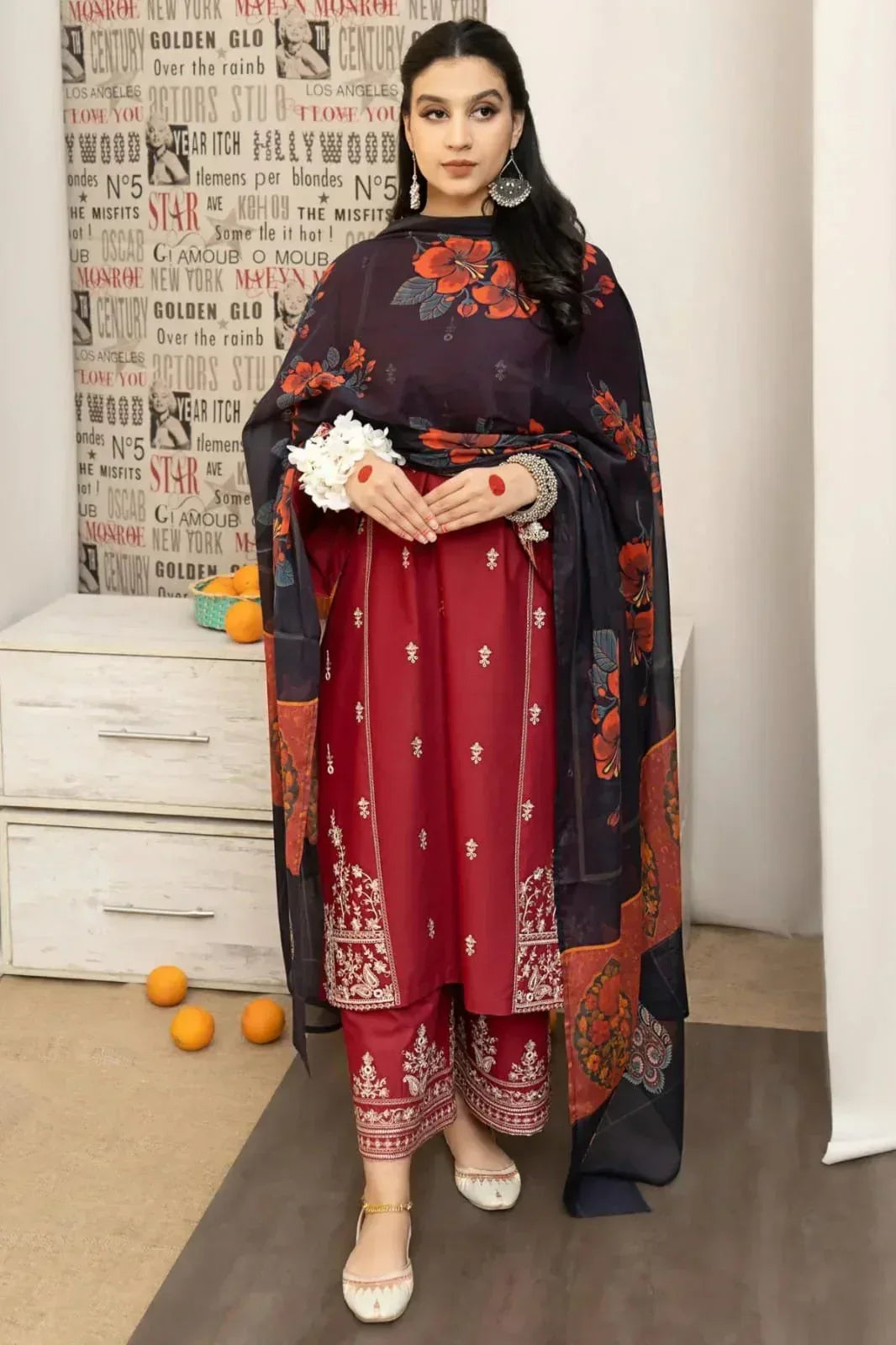 Lawn 3-Piece Embroidered Suit - Zeenn