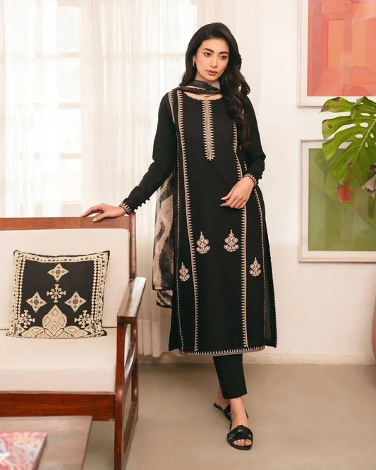 Lawn 3-Piece Embroidered Suit - Zeenn